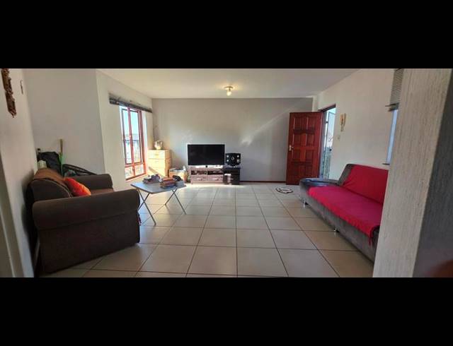 1 BEDROOM APARTMENT FOR SALE IN PAULSHOF